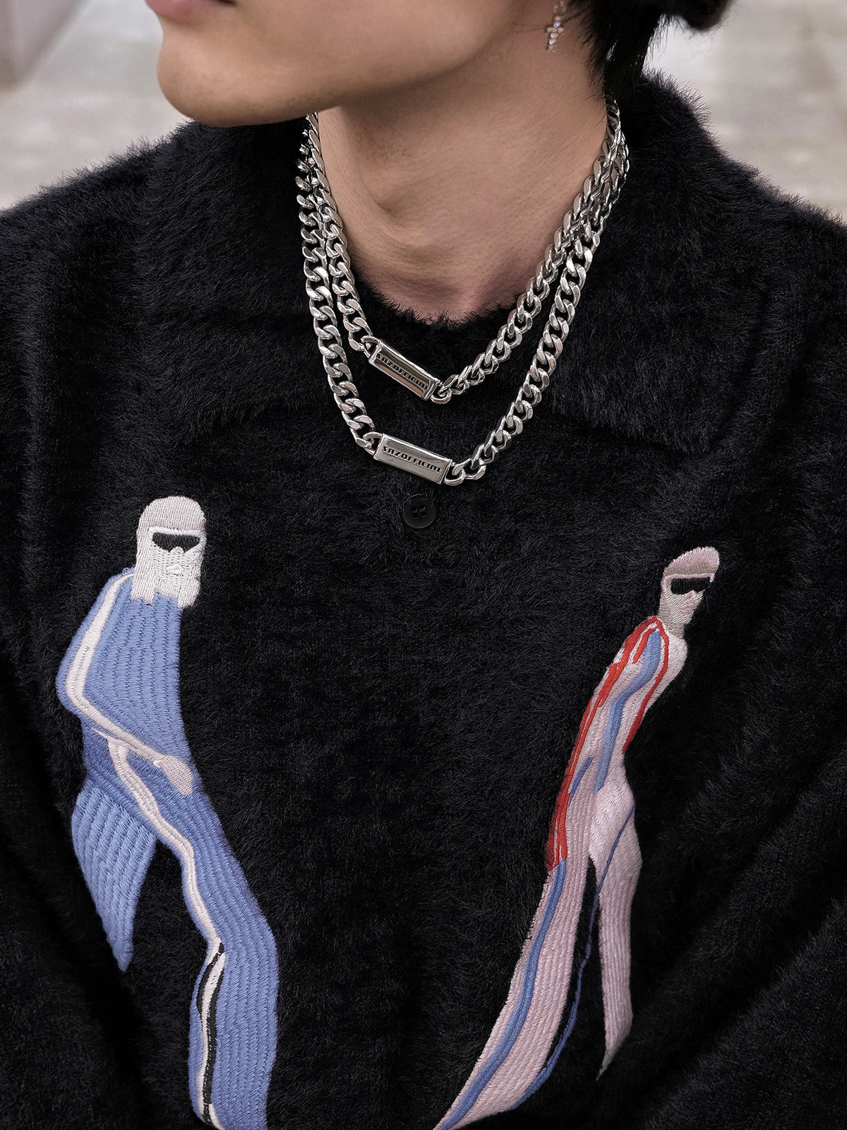 Collier cubain à huit boucles plates et larges