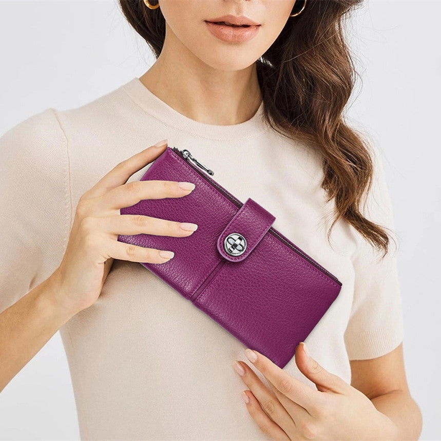 Cartera de piel de vaca con hebilla larga