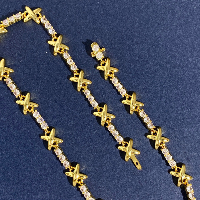 Fashion Metal Design Sense Necklace