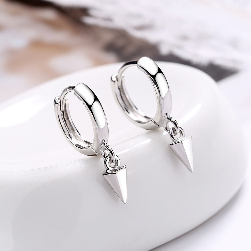 Boucles d'oreilles à motif géométrique à la mode pour femmes, conception conique simple