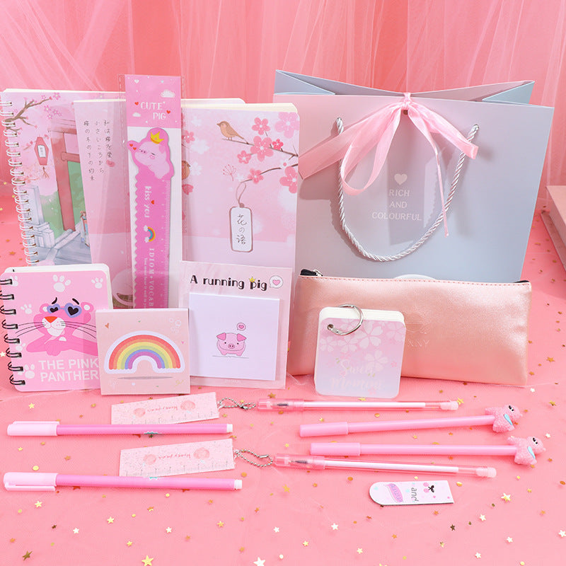 Les élèves du primaire et du collège de Girl Heart commencent leur virée scolaire