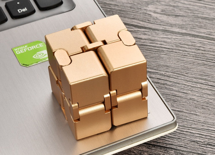 Jouet anti-Stress Cube infini en métal de qualité supérieure, décompresse Portable, jouets relaxants pour enfants et adultes
