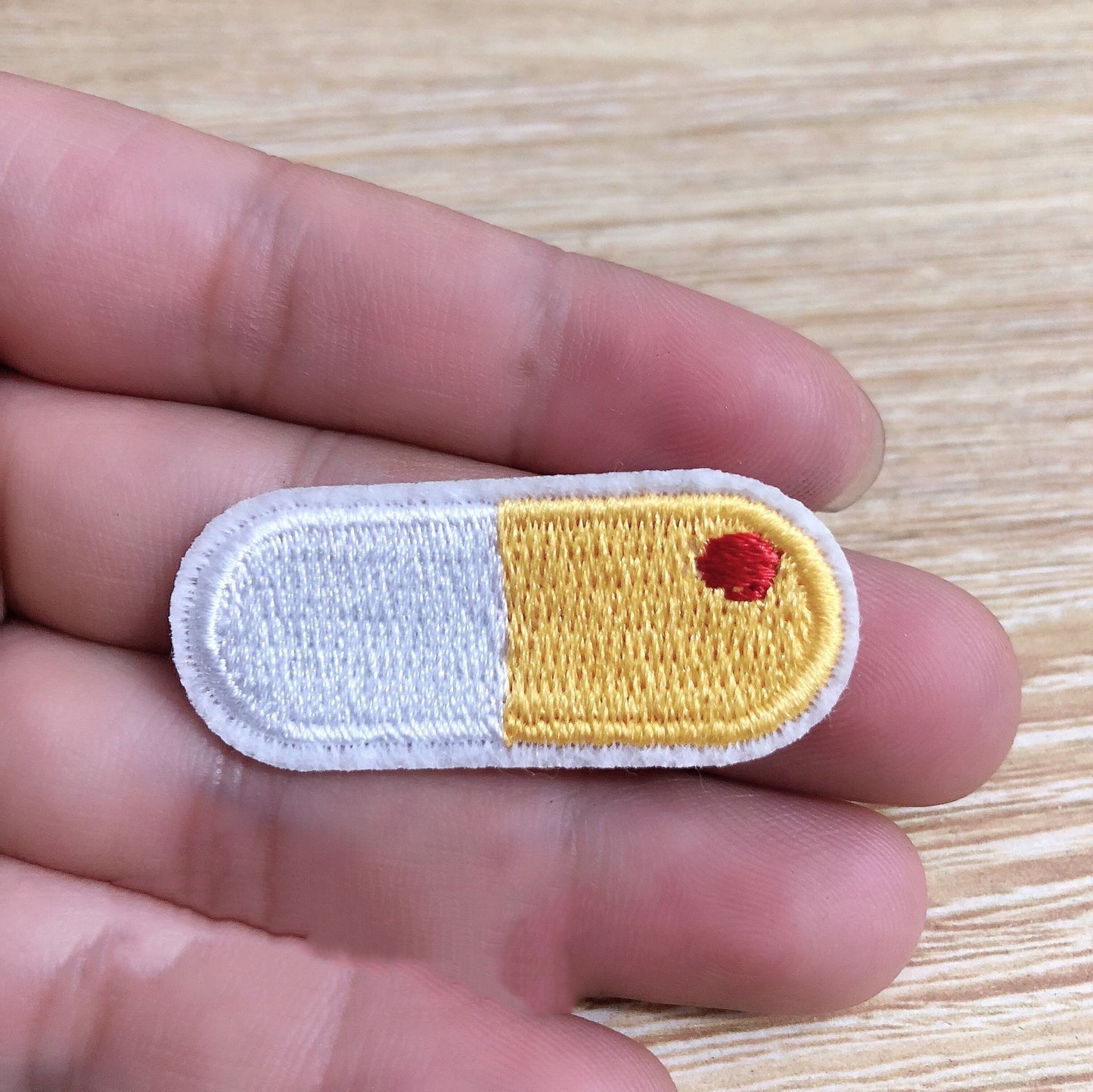 Badge brodé par ordinateur créatif, accessoires d'ornement