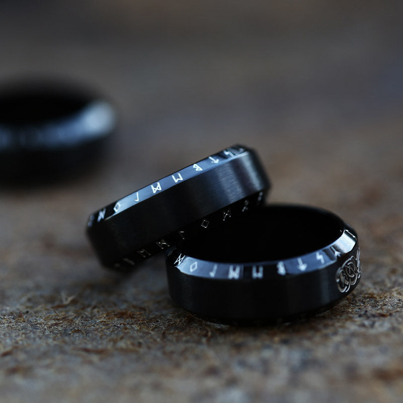 Bague en acier inoxydable à la mode simple
