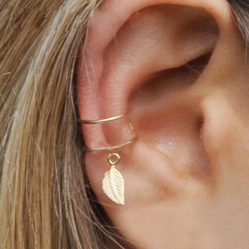 Ensemble créatif simple de cinq clips d'oreille non percés