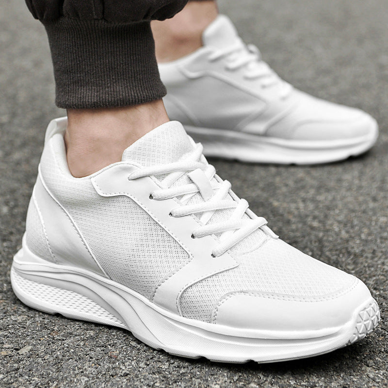 Chaussures blanches tissées par vol respirable pour l'augmentation de taille de garçons