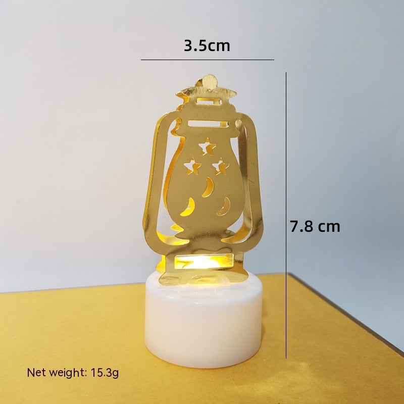 Mini candelabro LED, adornos navideños huecos de Metal, decoración de Castillo de Luna, lámpara de noche pequeña