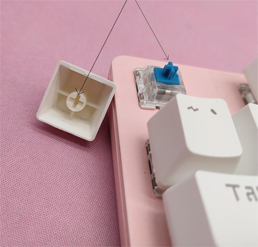 Cubierta de llave de teclado mecánico, transmisión de luz de eje transversal única