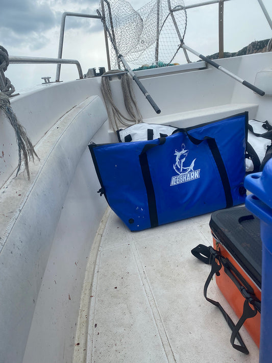 Sac étanche et de conservation pour incubateur de pêche en mer