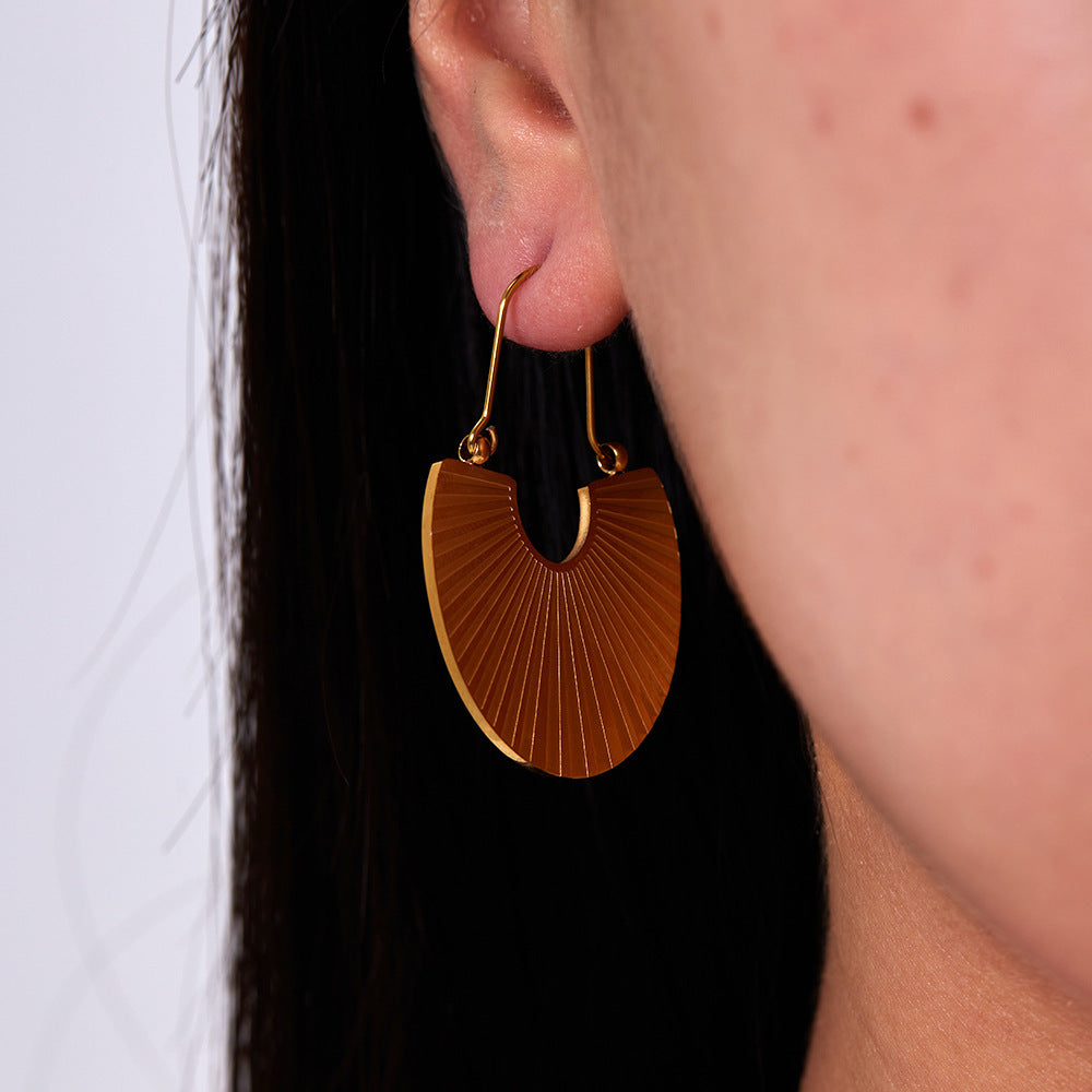 Boucles d'oreilles pétoncles côtelées en acier inoxydable