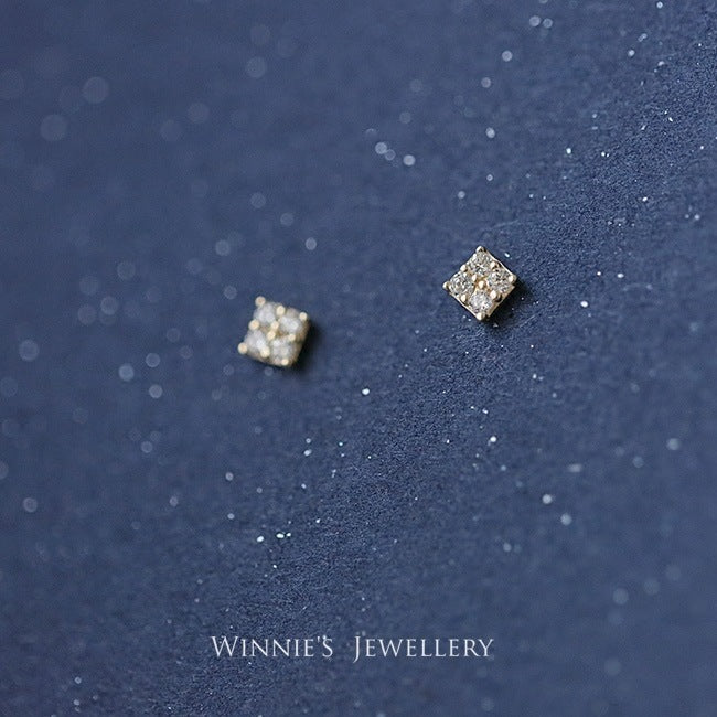 Mini boucles d'oreilles carrées simples en argent sterling plaqué or incrusté de carbink, jumelles assorties avec tout