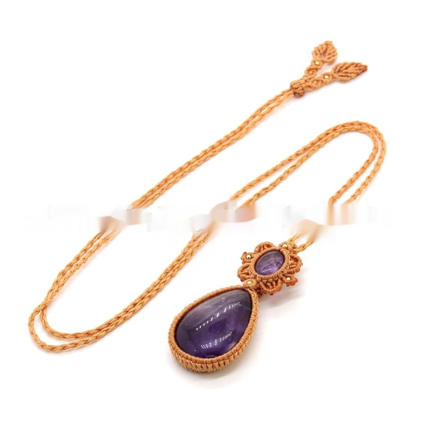 Collier pendentif réglable tissé à la main en forme de goutte d'améthyste
