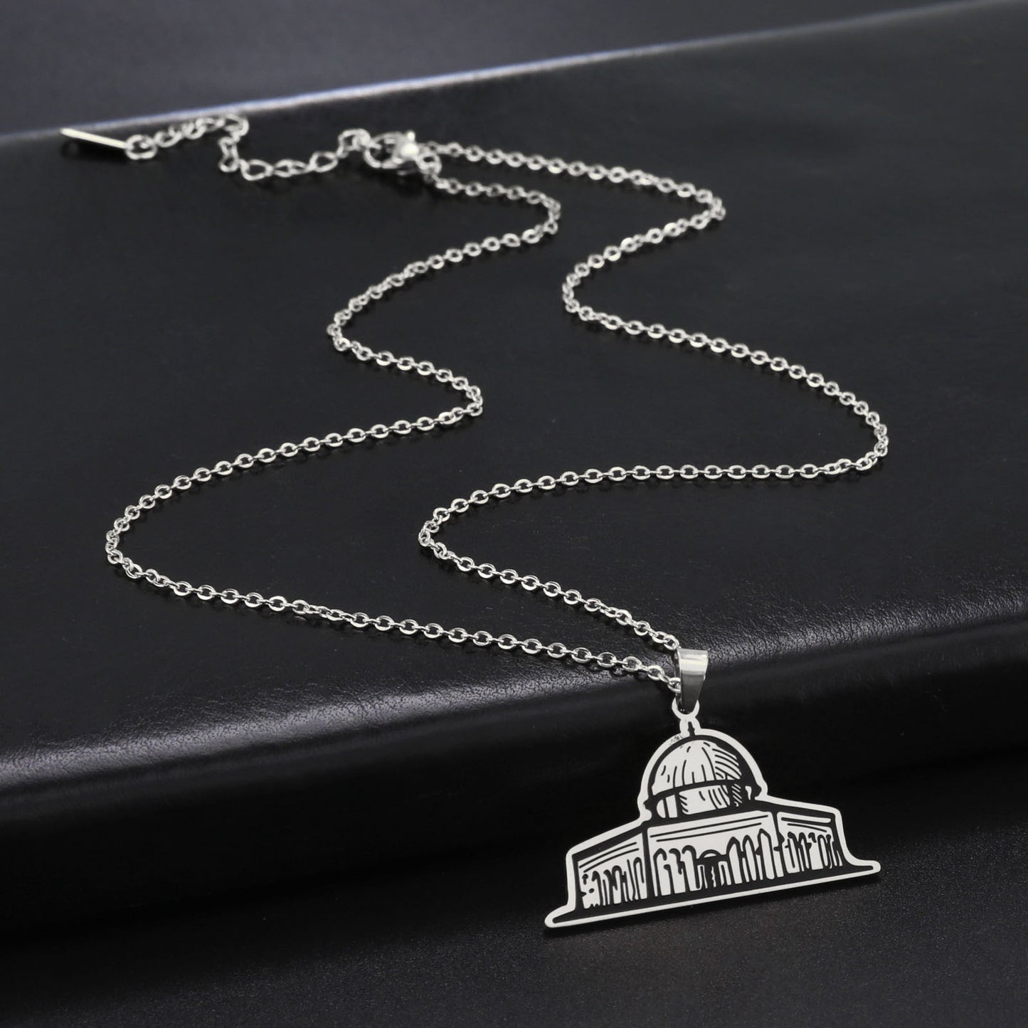 Stainless Steel Corrosion Color Changing Double-sided Polished Building Pendant Necklace