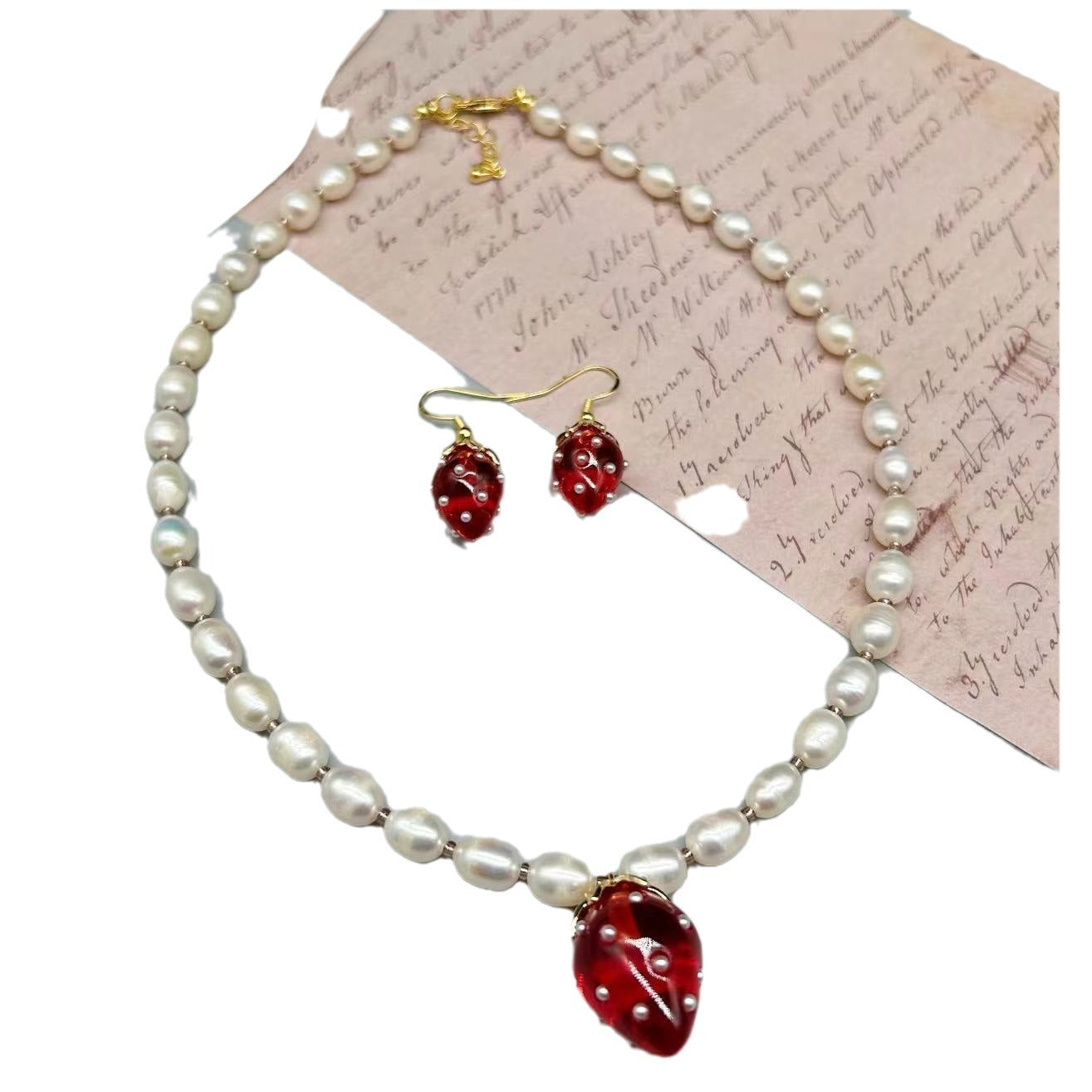 Collier et boucles d'oreilles en perles d'eau douce avancées occidentales, luxe, Fruit fraise, tempérament doux, Suite