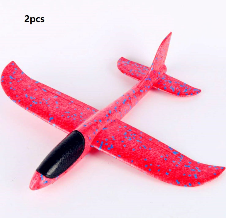 Lanzamiento manual de avión de espuma voladora