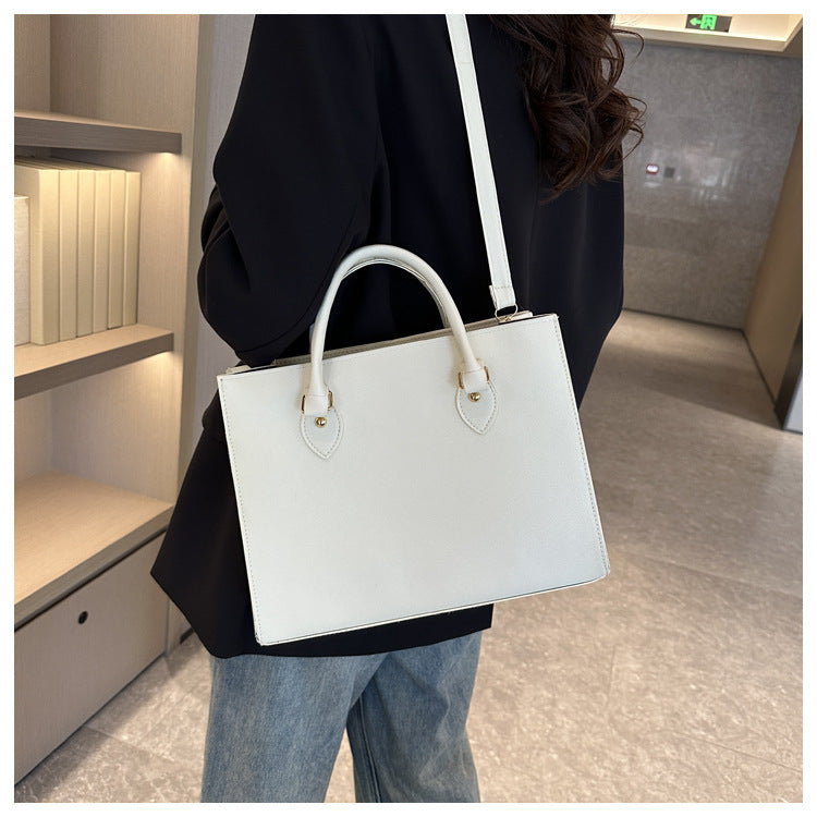 Accueil Mode Porte-documents simple pour femmes