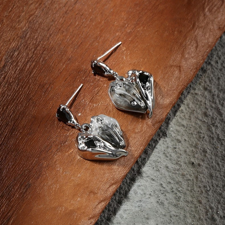 Boucles D'oreilles Gris Avec Coeur Simple