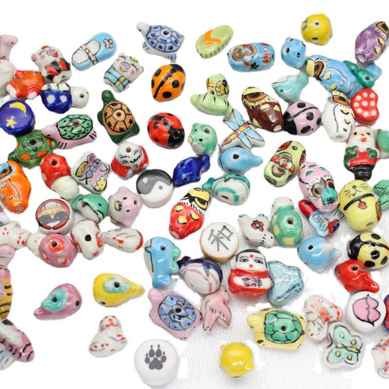 Cuentas dispersas perforadas de cerámica color tarjeta pintadas a mano