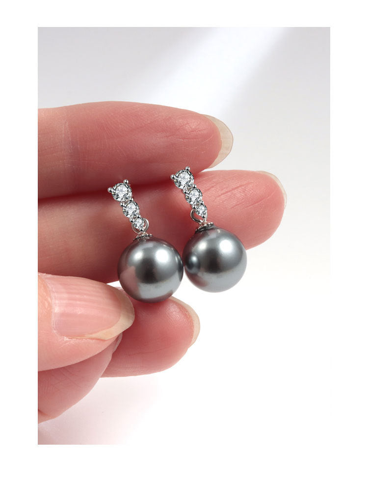 Petites boucles d'oreilles en perles de diamant brillantes pour femmes
