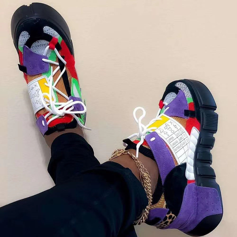 Chaussures décontractées à lacets à fond plat de style sportif