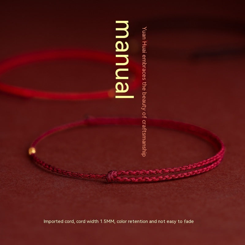 Bracelet en corde rouge tressé à la main avec petites perles