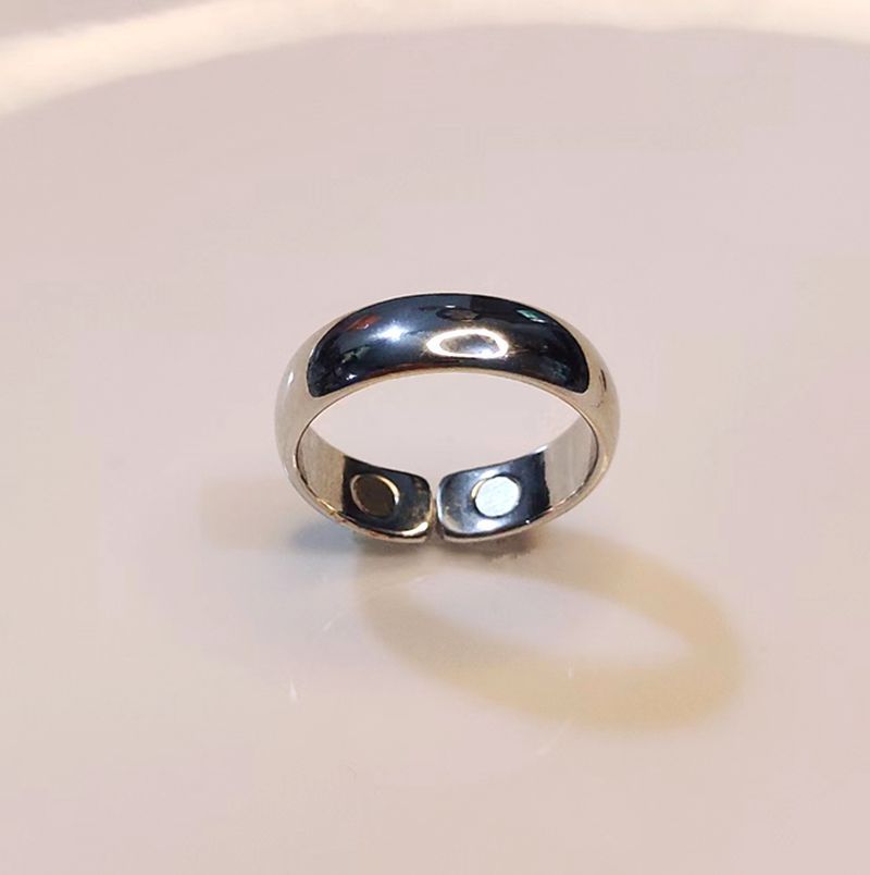 Anillo magnético abierto magnético personalizado de oro rosa galvanizado para hombre