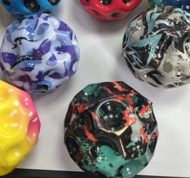 Boule à trous colorée, balle souple et rebondissante, Anti-chute, en forme de lune, poreuse, jouets d'intérieur pour enfants, balle élastique de conception ergonomique