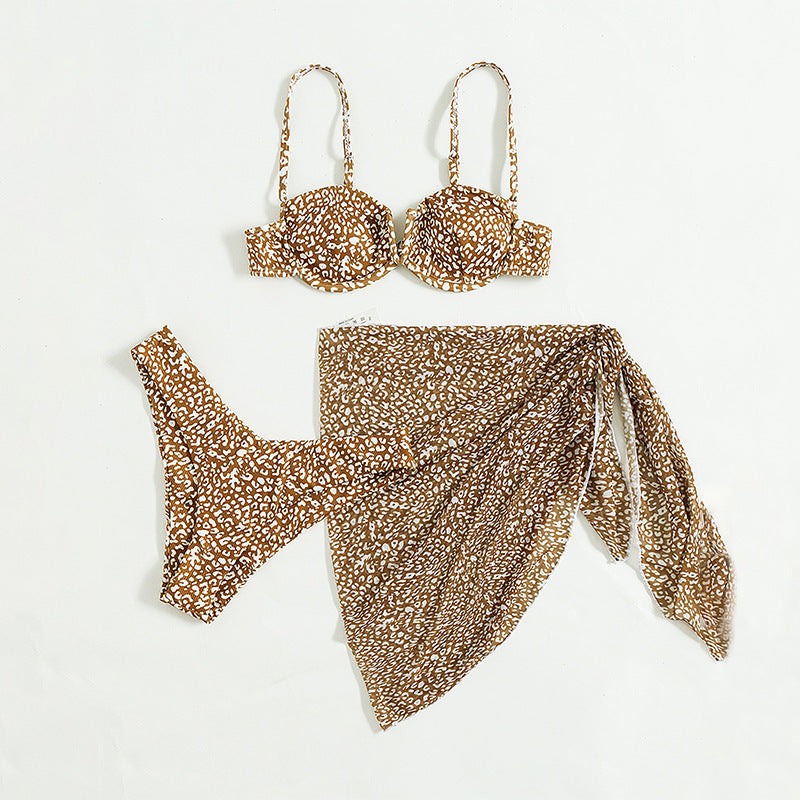 Robe de plage bikini fleurie trois pièces