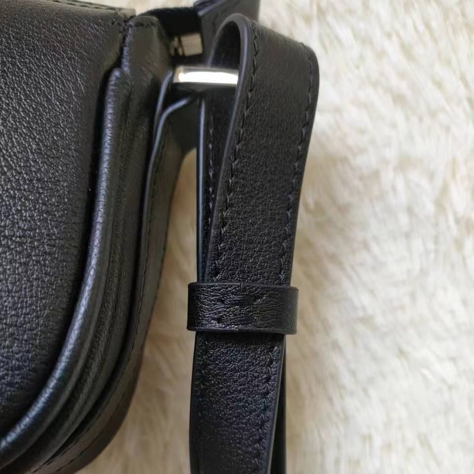 Sac médiéval à une seule épaule en cuir de vache