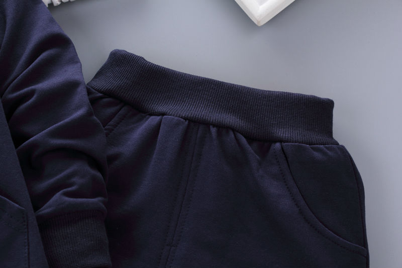 Vêtements pour enfants trois pièces pour enfants
