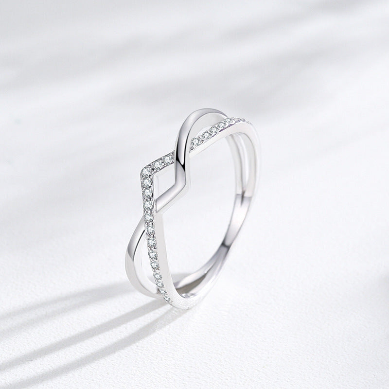 Bague en argent sterling double couche géométrique en forme de V sertie de diamants