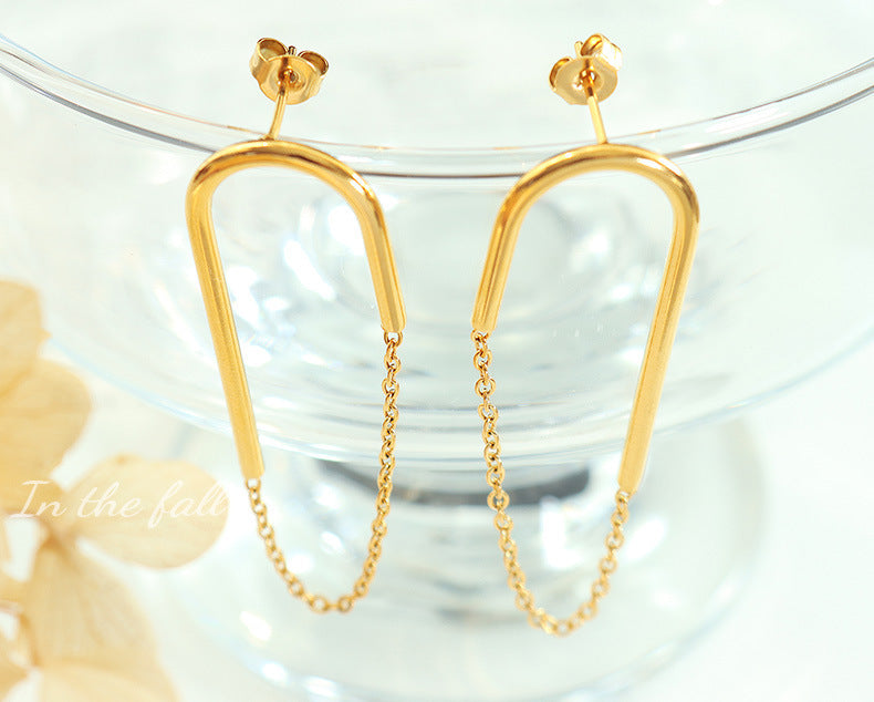 Clous d'oreilles en forme de U avec chaîne de style Ins européen et américain