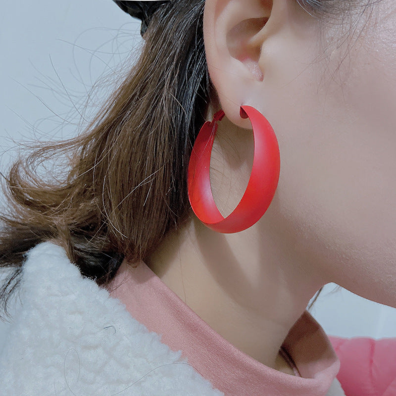 Grand anneau d'oreille couleur bonbon, Style coréen, personnalité de la mode, Grandeur
