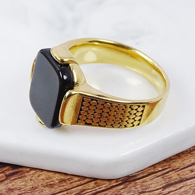 Bague pour hommes en acier inoxydable, ornement Noble Vintage en or