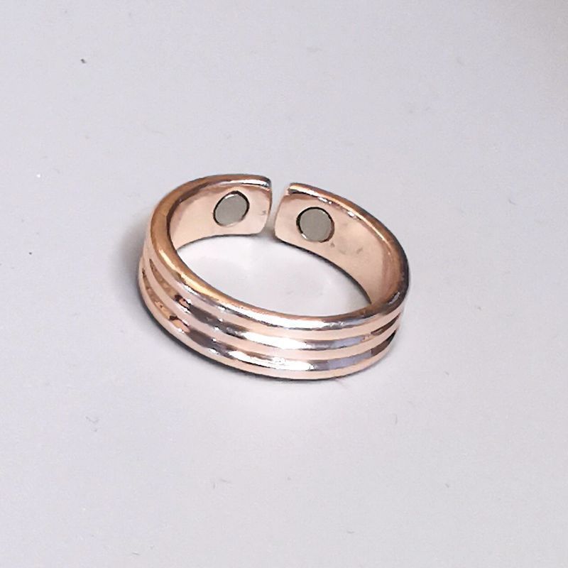 Anillo magnético abierto magnético personalizado de oro rosa galvanizado para hombre
