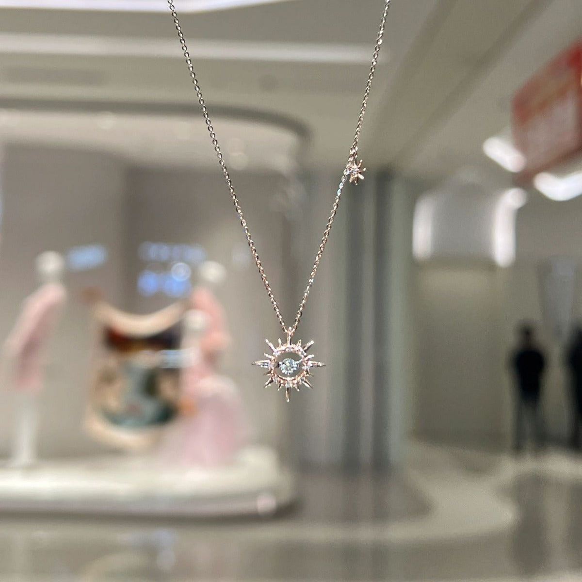 Cadena de clavícula de alta calidad con incrustaciones de circonio