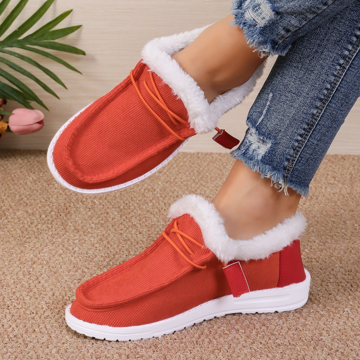 Chaussures chaudes en velours et dentelle à tête ronde pour femmes