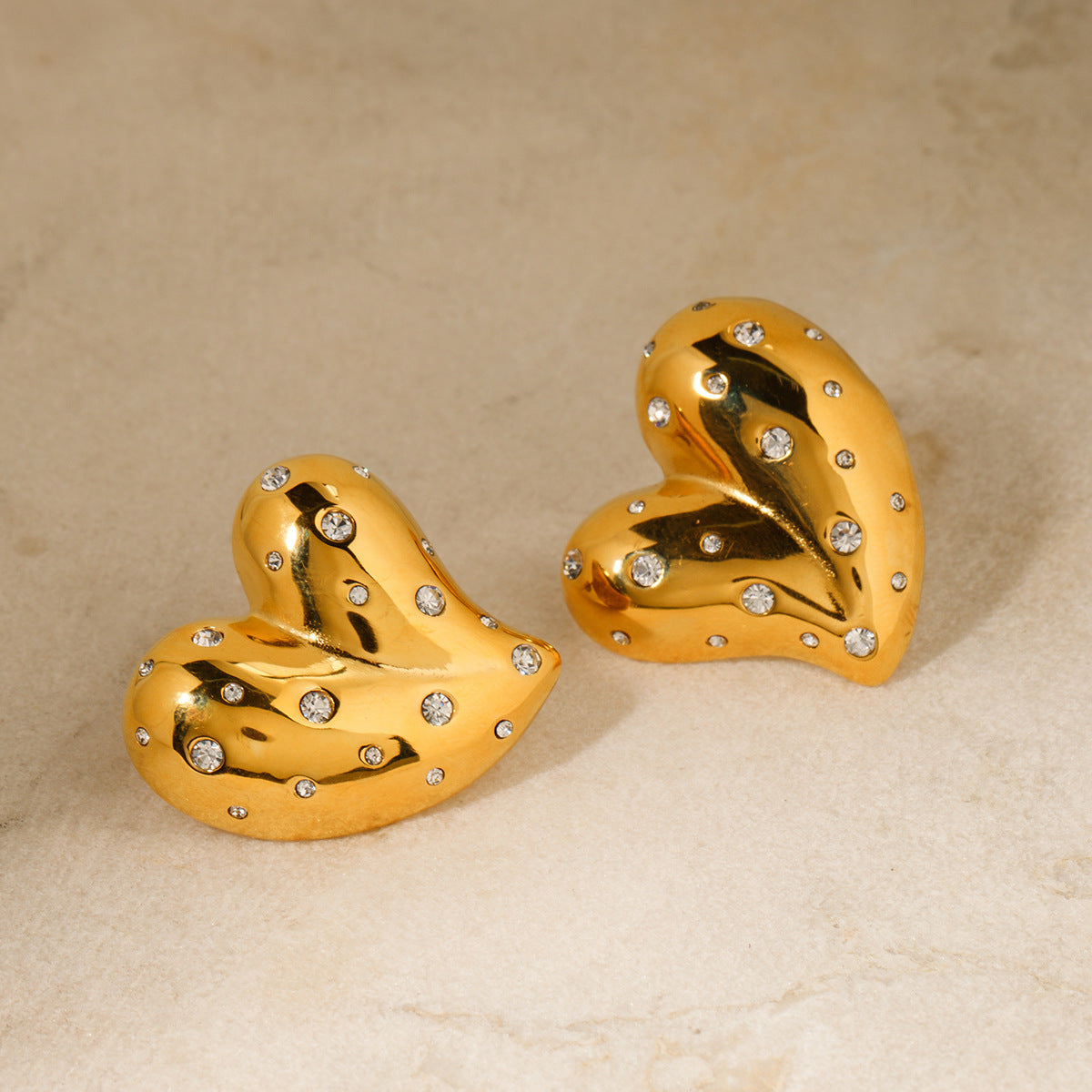 Boucles d'oreilles mode en or 18 carats et acier inoxydable incrusté de diamants blancs, cœur d'amour