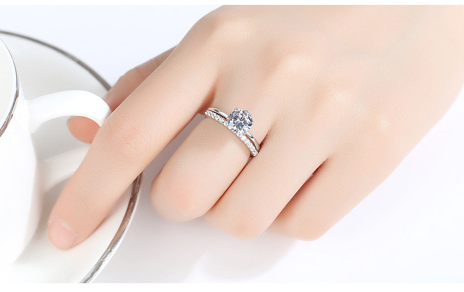Conjunto de anillos combinados de circón con incrustaciones simples