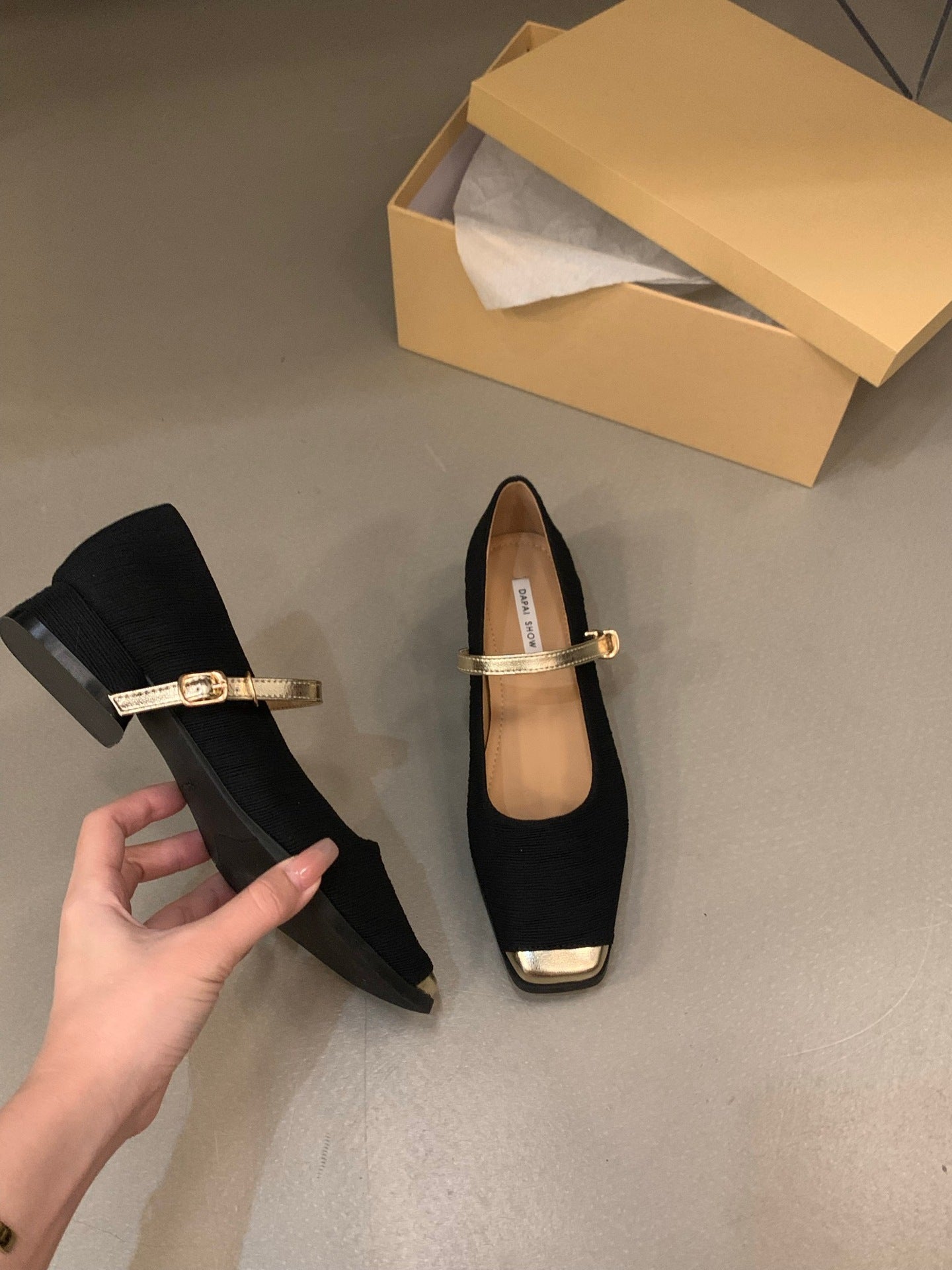 Talon épais Style français Style classique Mary Jane chaussures femmes