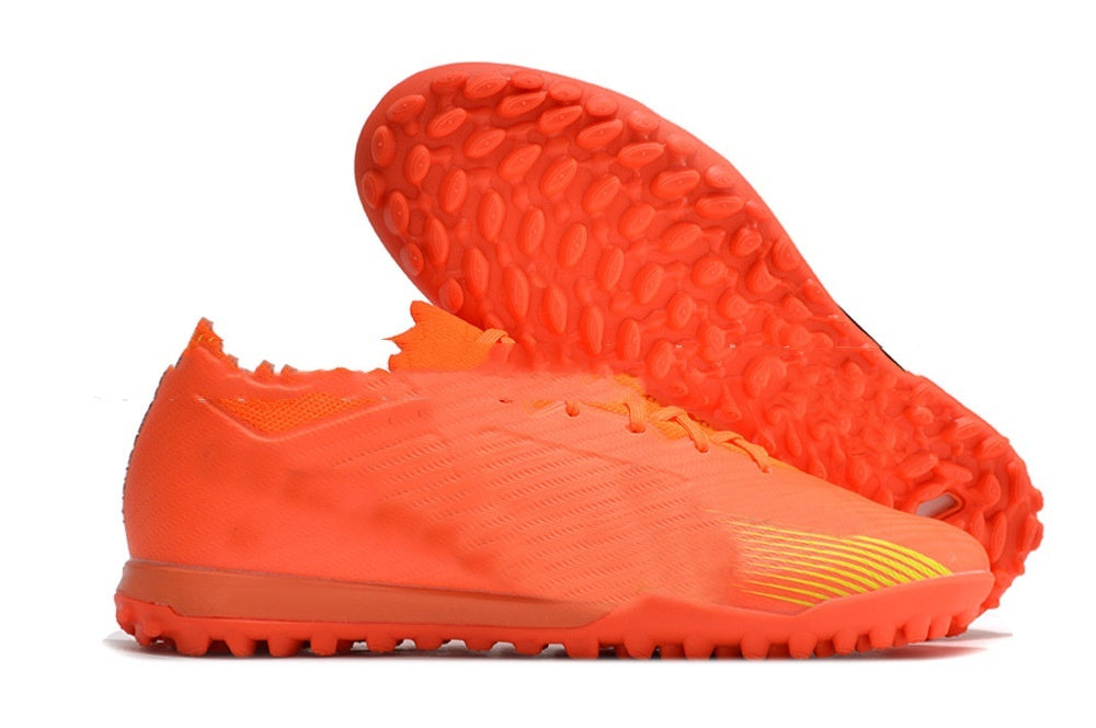 Zapatillas de deporte de fútbol con cojín para césped aireado MD impermeables de punto de caña baja