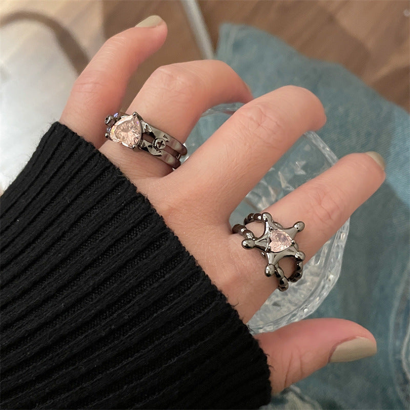 Anillo de cristales de colores irregulares Diseño de nicho femenino