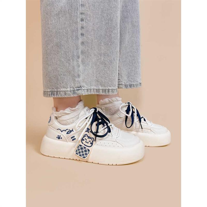 Sentido del diseño de zapatos de pan deportivos y de ocio para niñas lindas japonesas