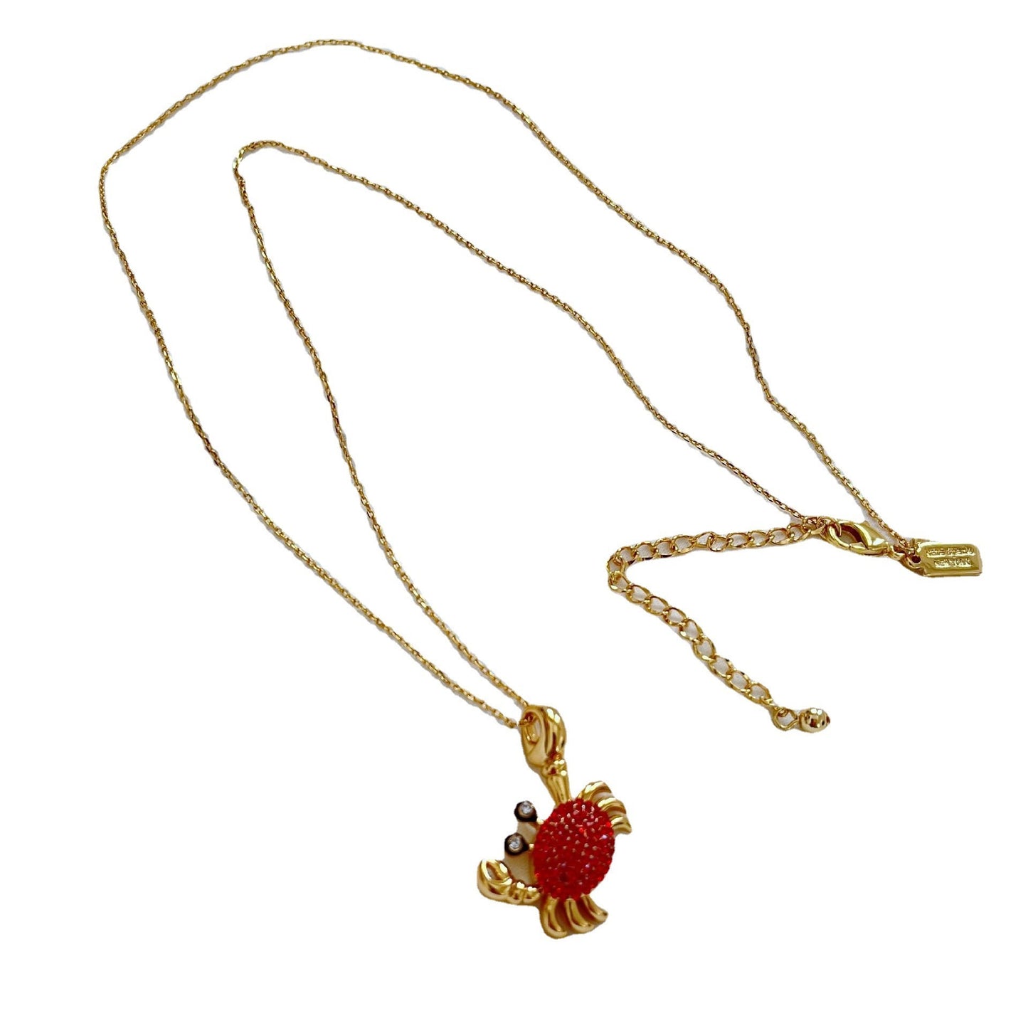 Collar de aretes asimétricos con forma de cangrejo pequeño y vida marina