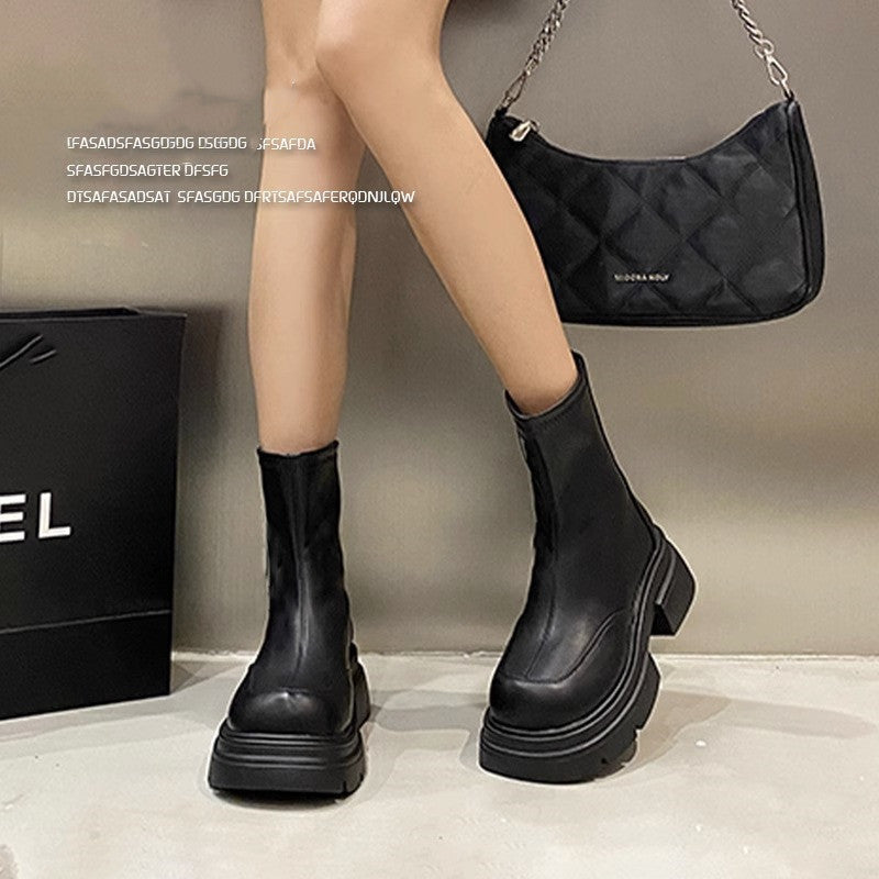 Bottines skinny à la mode pour l'automne et l'hiver