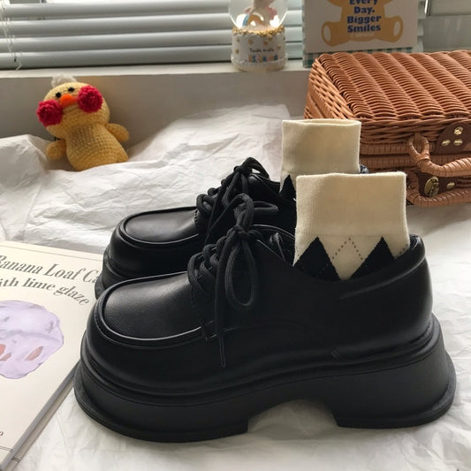 Zapatos de tacón con cordones británicos retro aumentados con parte inferior gruesa de lana de otoño