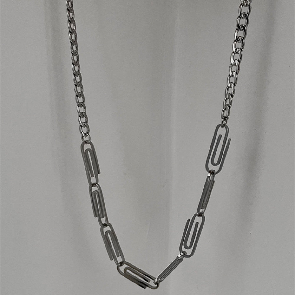 Collier en forme de clip en acier titane, personnalité