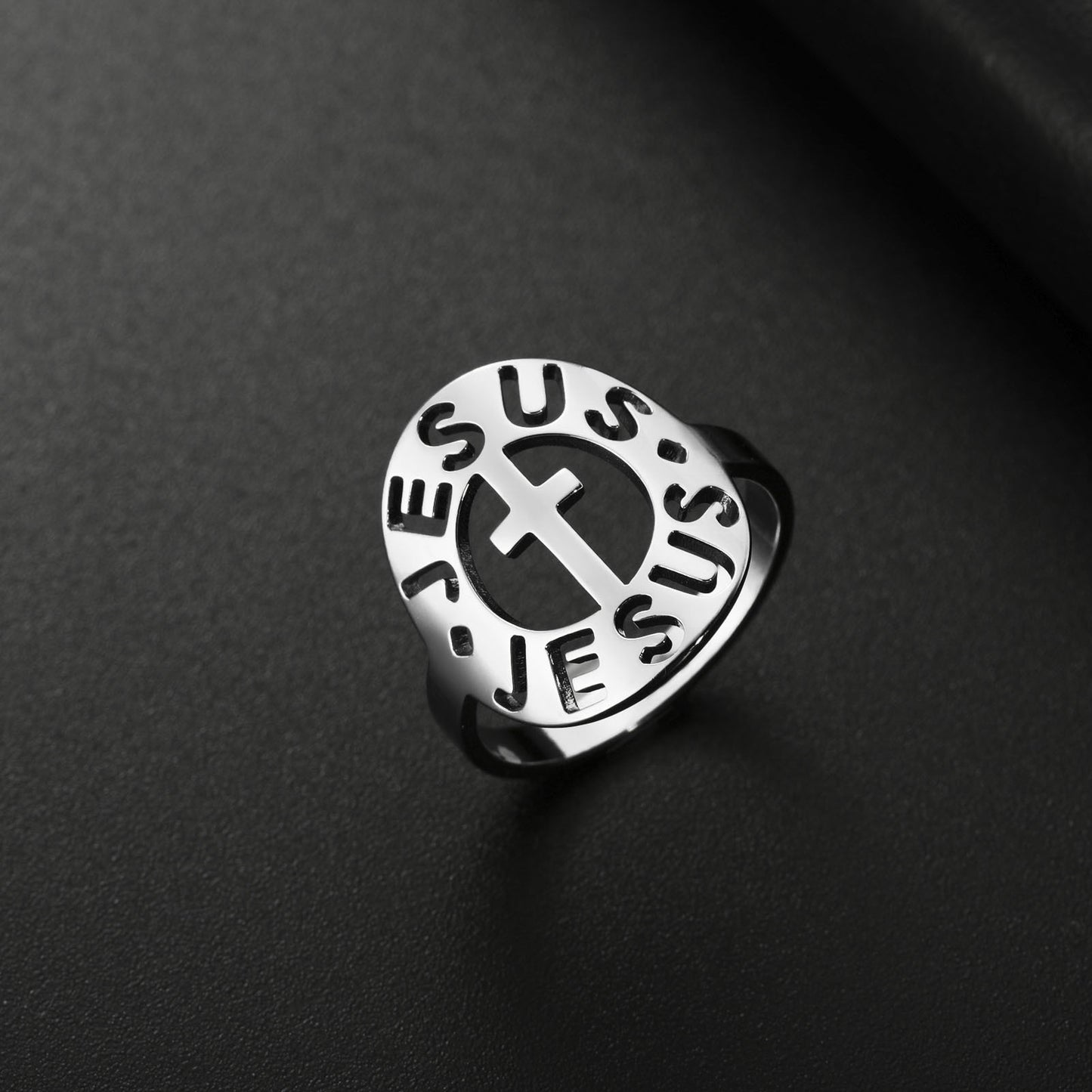 Bague fermée en acier titane de style rétro personnalisé pour hommes