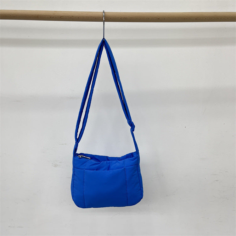 Bolso cuadrado pequeño de tela de nailon, informal, sencillo, ligero, minoritario, bonito, cruzado, con un solo hombro