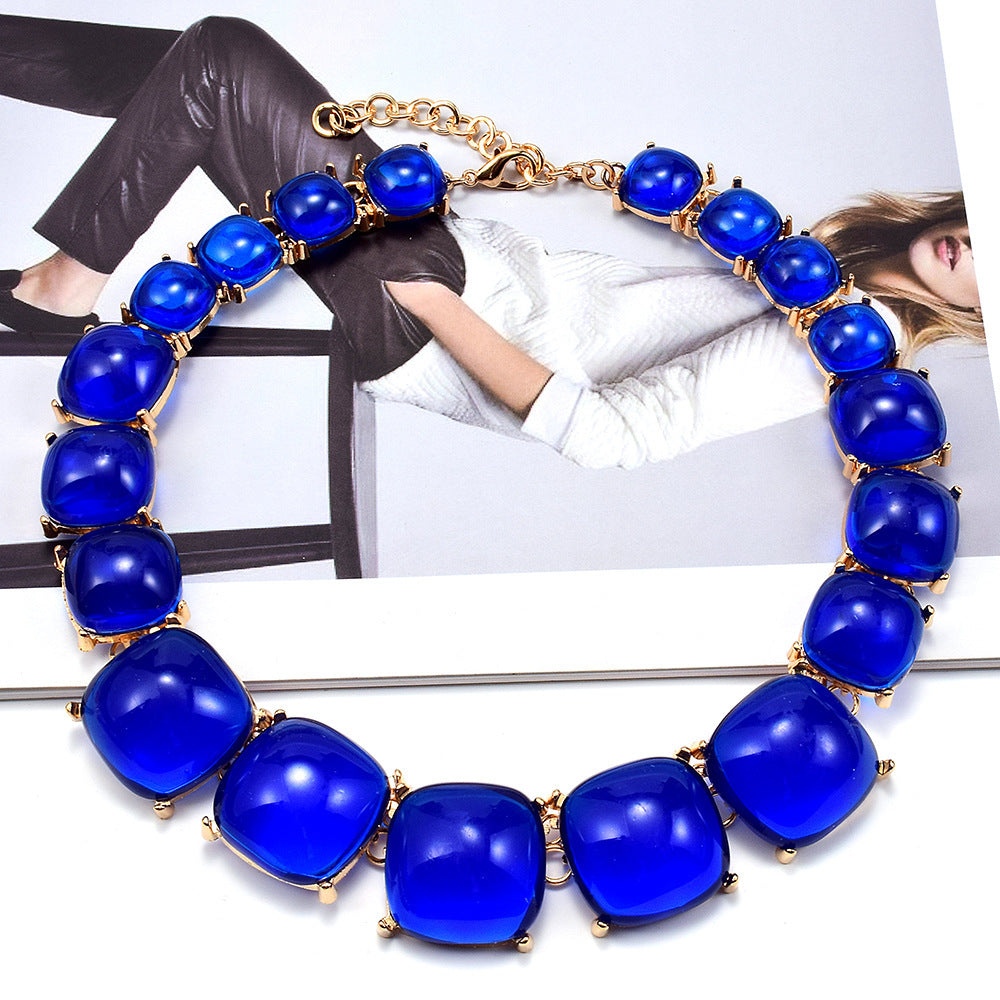 Collier élégant simple et à la mode pour femmes
